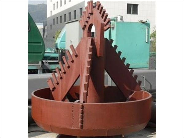 各種型號(hào)的梳齒鉆頭